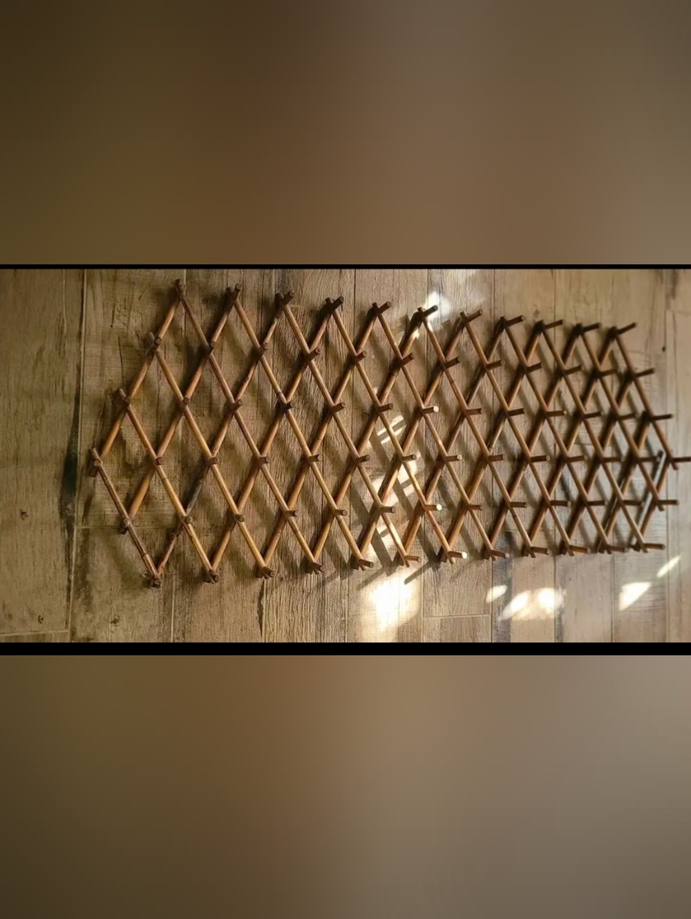 Vintage bamboo Wood 75 Peg Large Folding Accordion Rack For Mugs, Hats, Jewelry